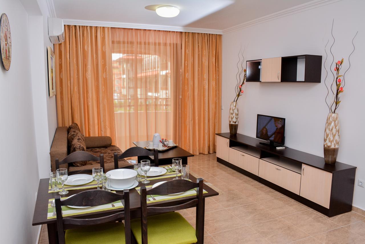 Olymp Apartcomplex Свети Влас Екстериор снимка