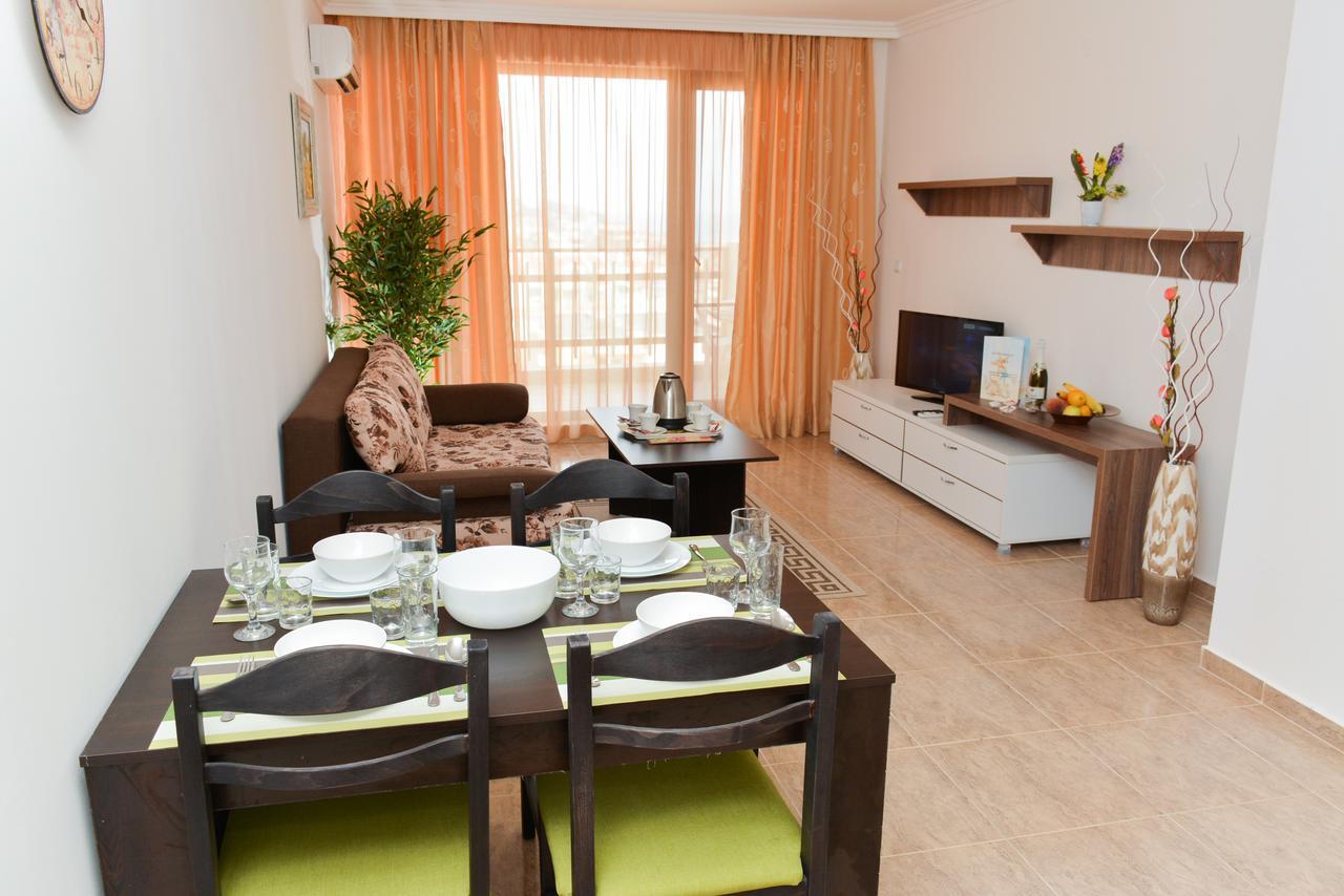 Olymp Apartcomplex Свети Влас Екстериор снимка