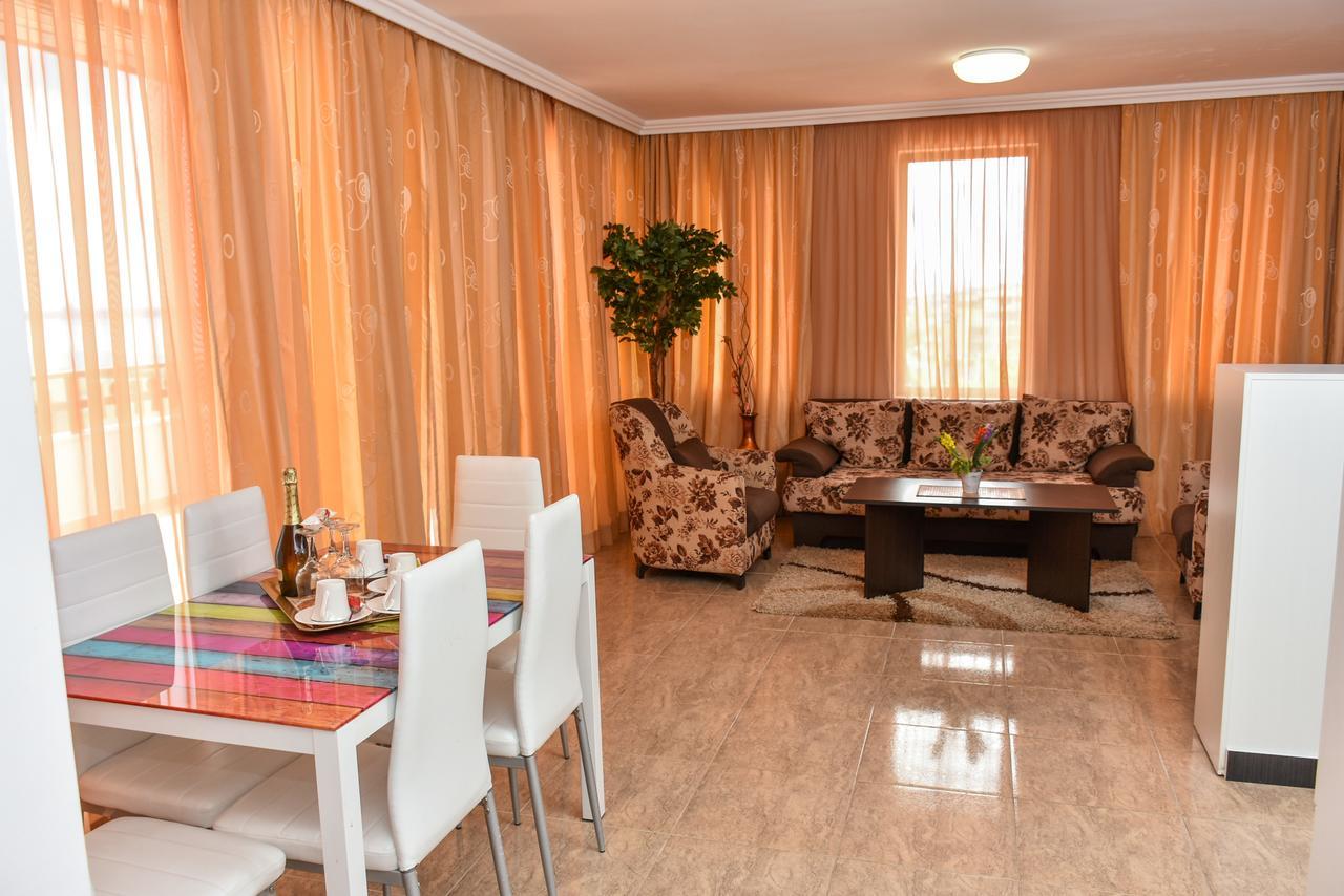 Olymp Apartcomplex Свети Влас Екстериор снимка